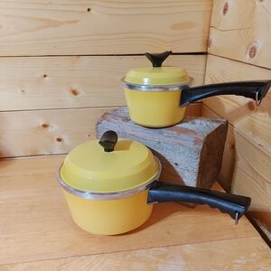 Yellow Club Cookware Set with Black Handles